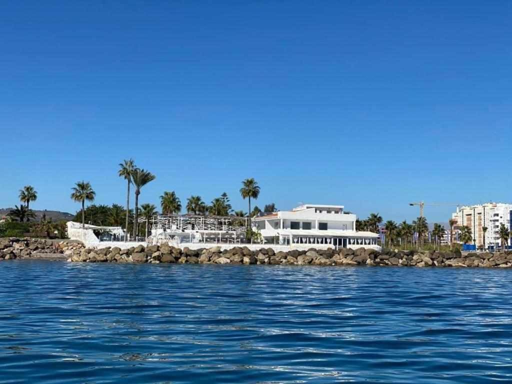 Hostal Paraiso Del Mar Torre Del Mar Exterior photo