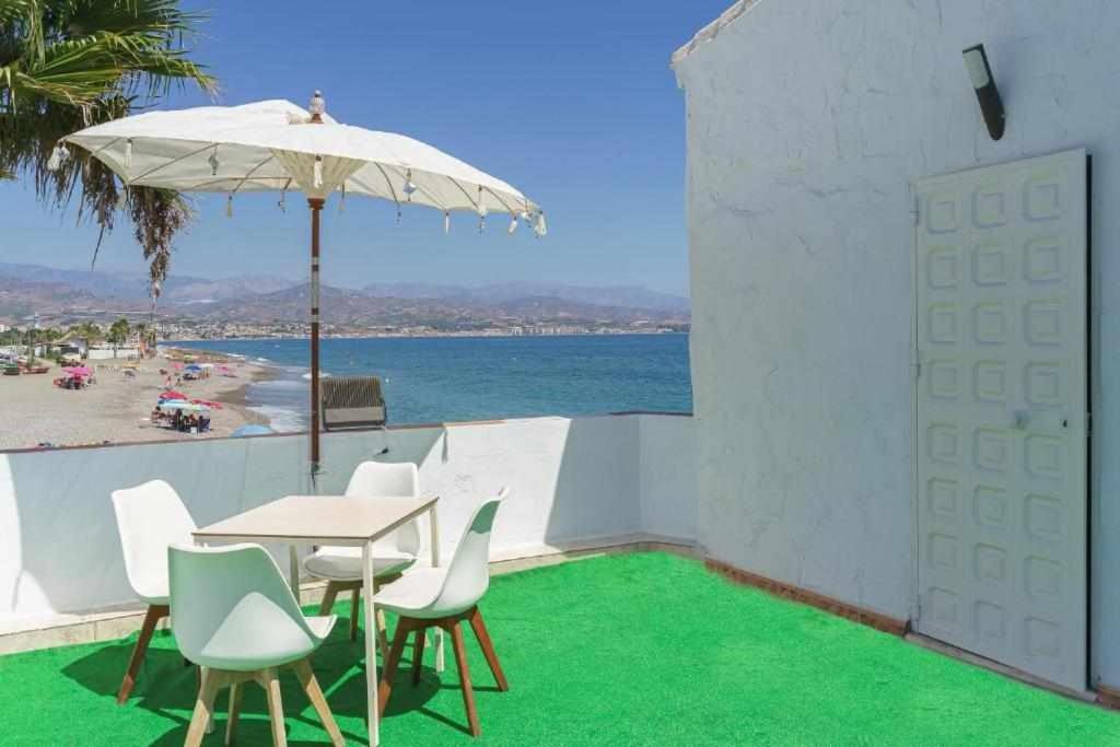 Hostal Paraiso Del Mar Torre Del Mar Exterior photo