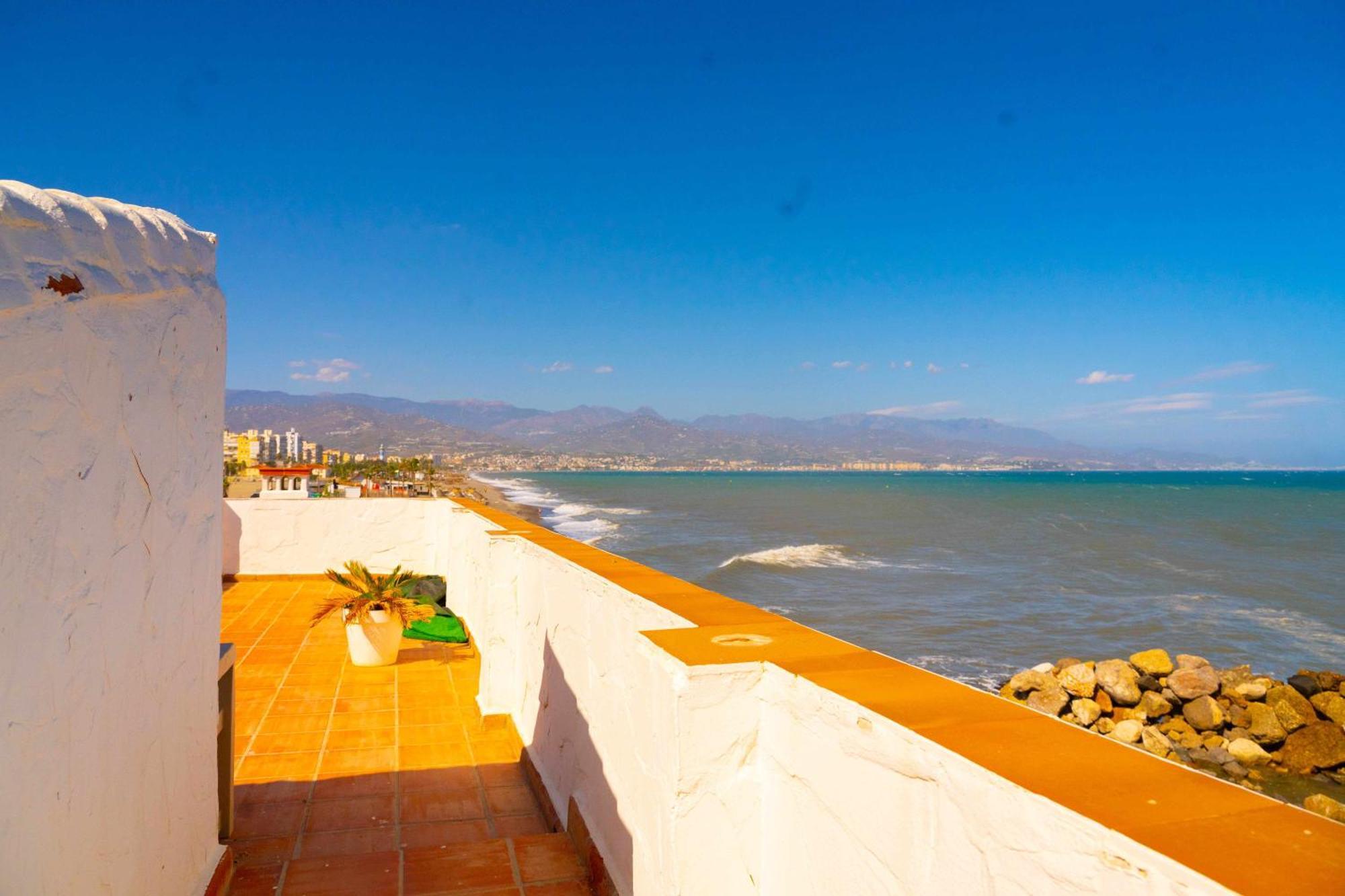 Hostal Paraiso Del Mar Torre Del Mar Exterior photo