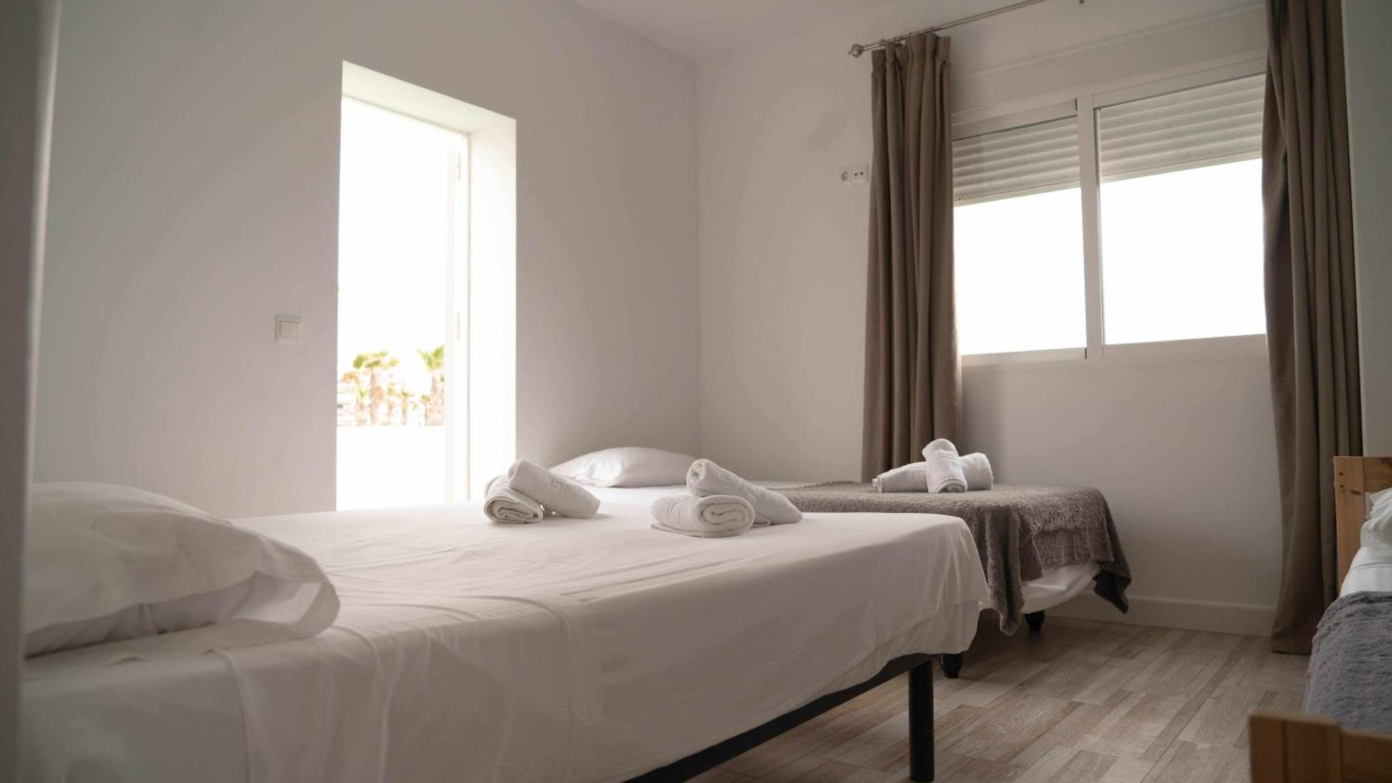 Hostal Paraiso Del Mar Torre Del Mar Room photo
