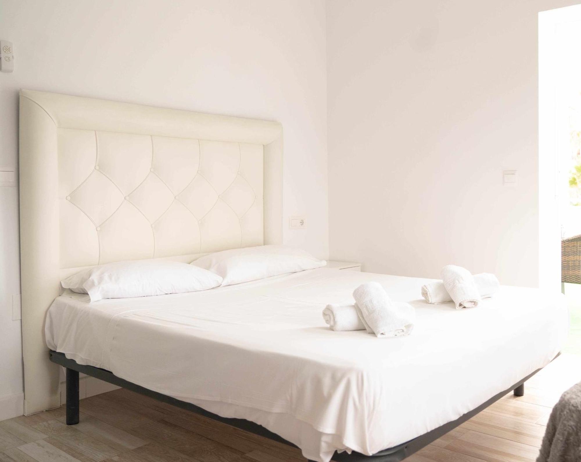 Hostal Paraiso Del Mar Torre Del Mar Room photo